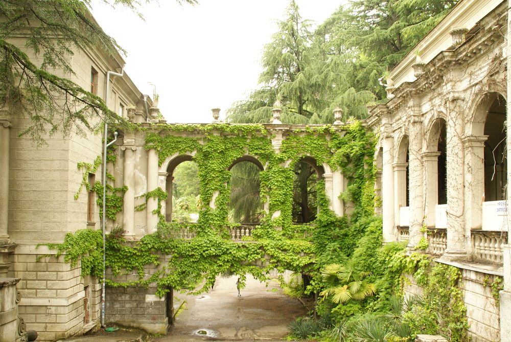 Photograph by Nadin Gaaze