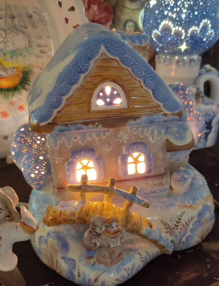 Светильник.