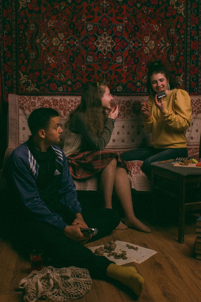 Молодёжь 90-х