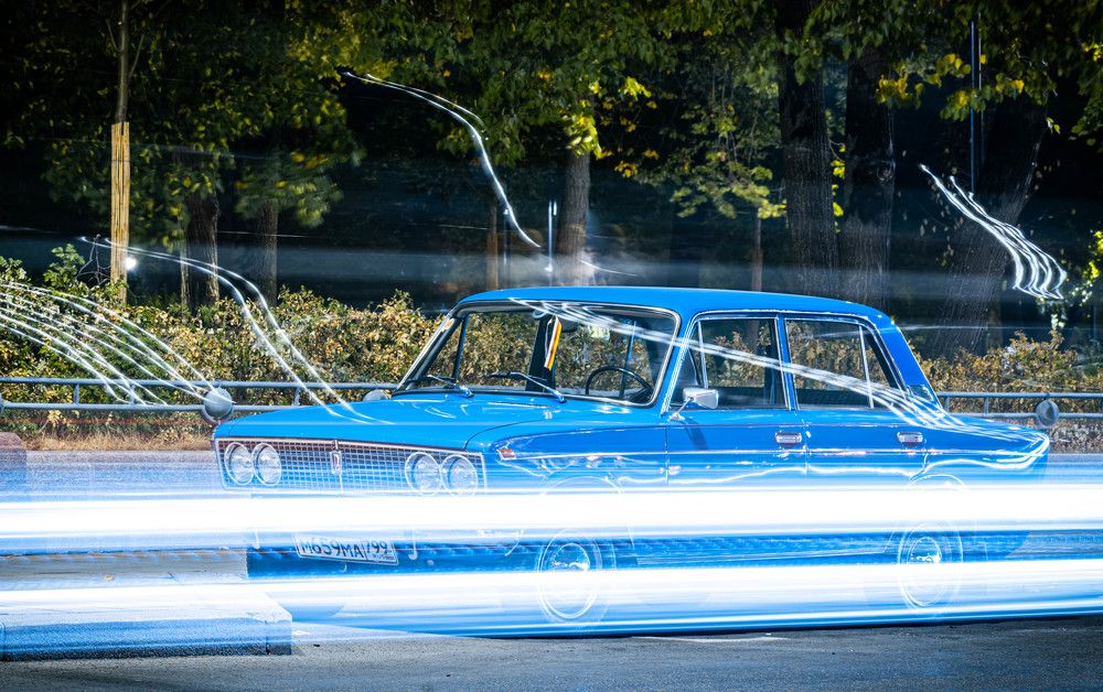 Синий жигуль