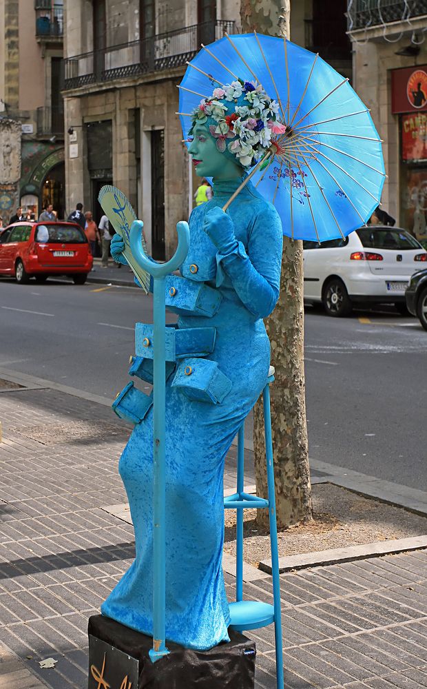 В гостях у Дали