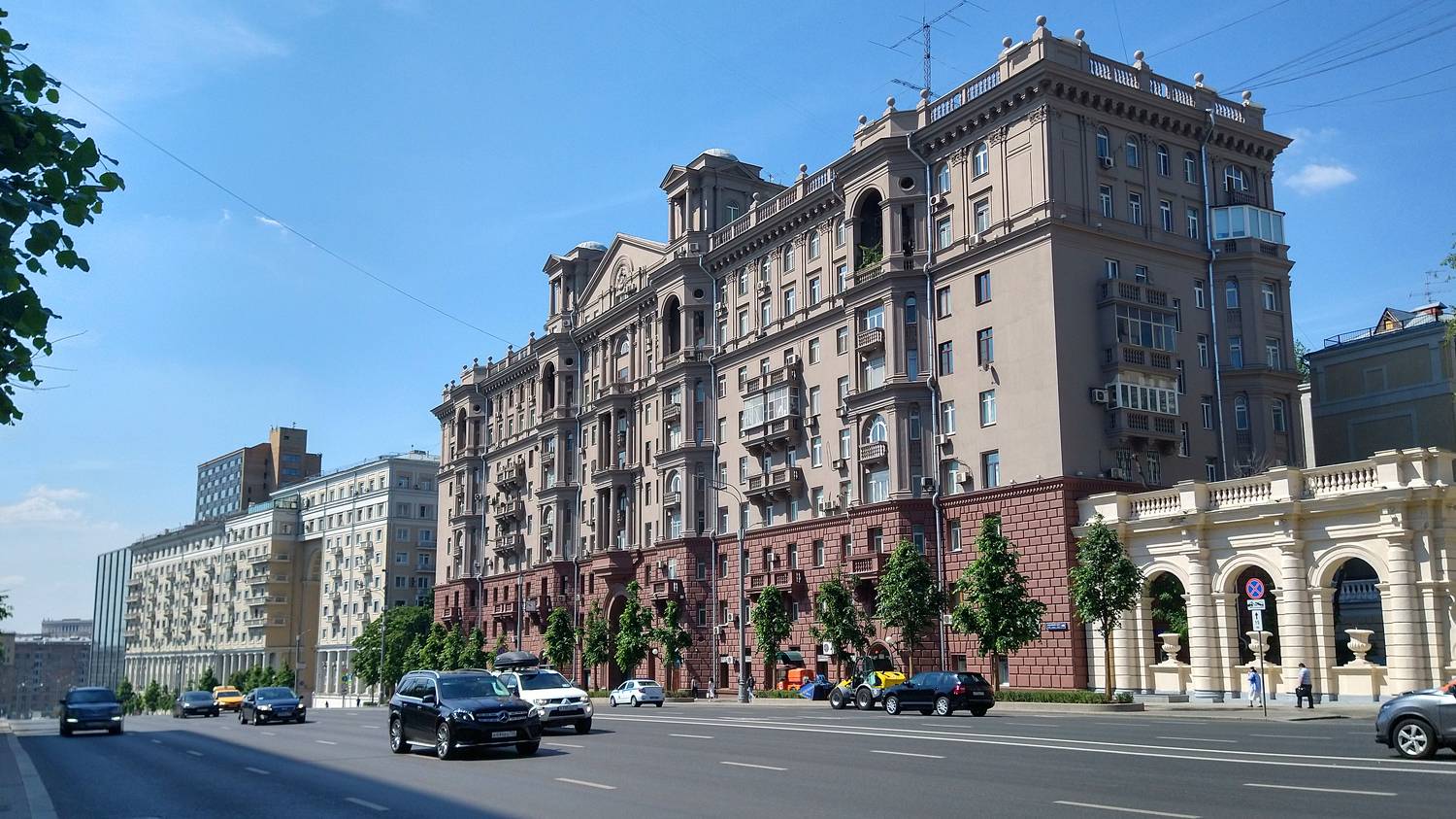 Улица Земляной вал