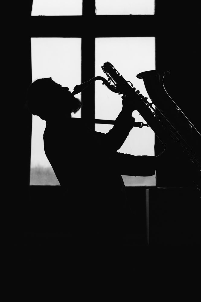 Саксофонист