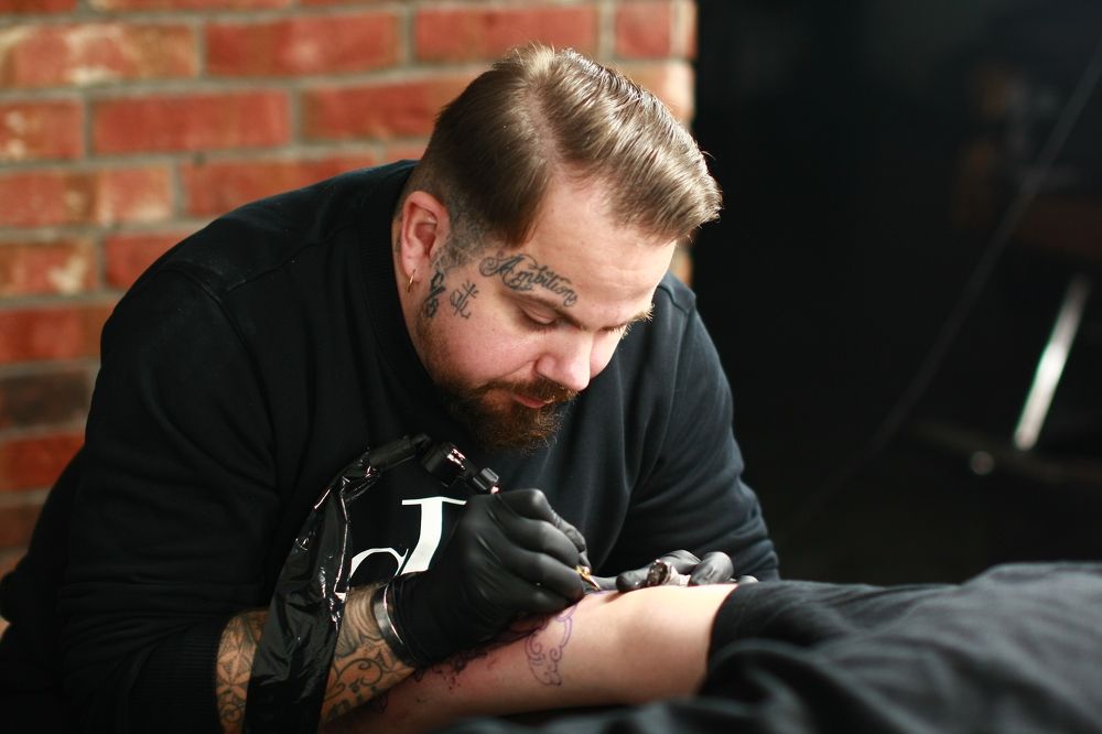 Studio "Unter der Haut".