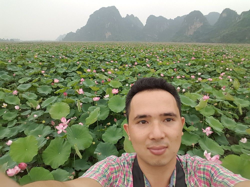 Photograph by Khổng Giang