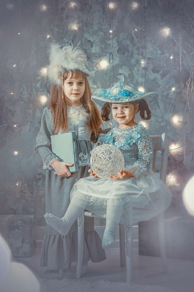 Photograph by Eva Roza