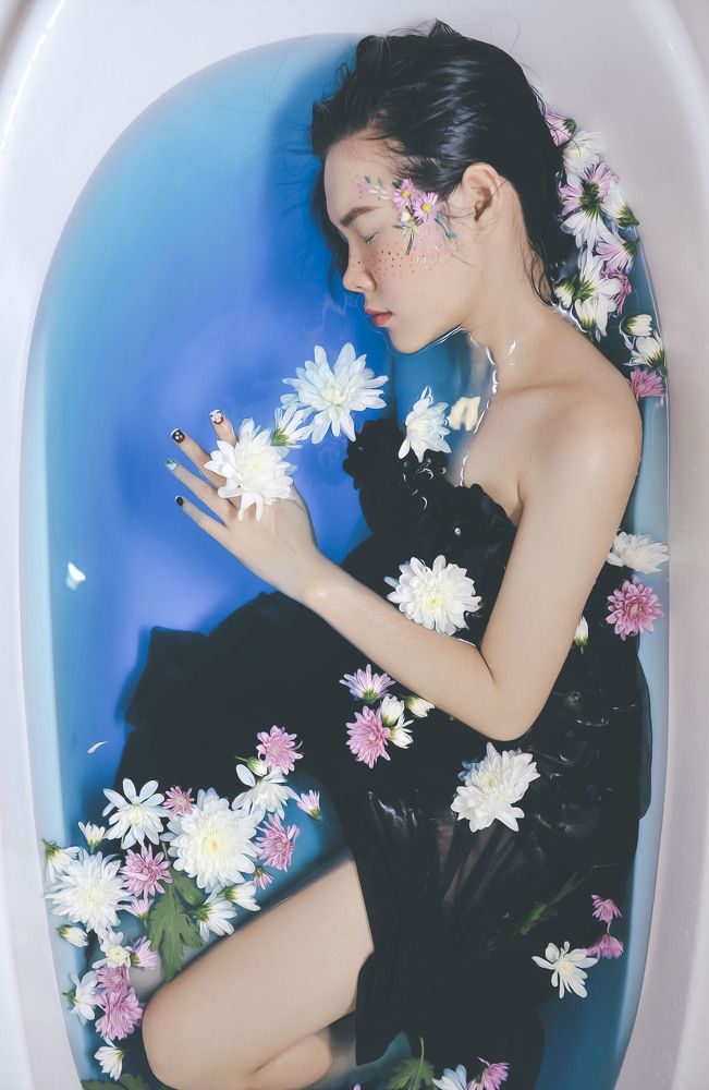 Photograph by Tran Khoa