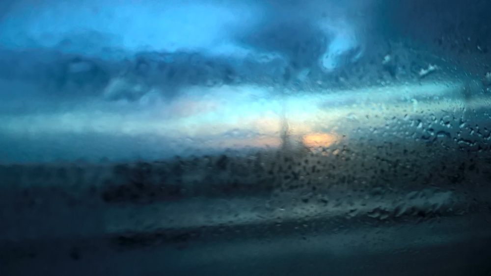 Вода на стекле