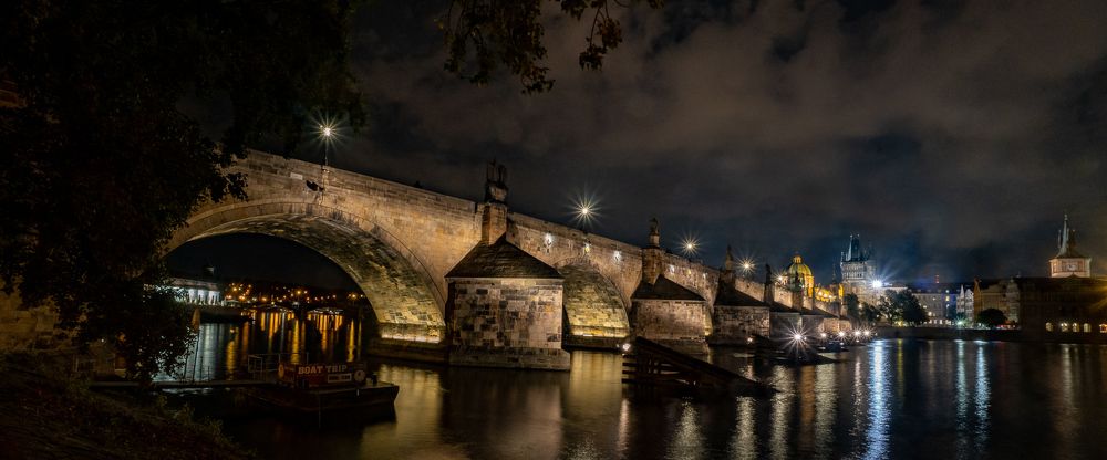 Фотография автора Pavel Bernshtam