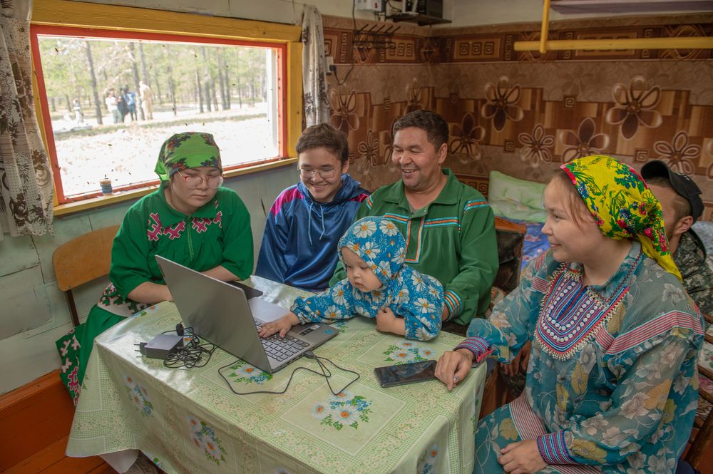 Интернет приходит на стойбище