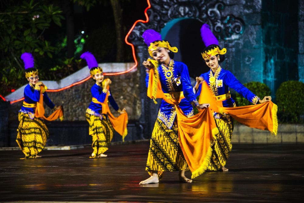 Golek Campursari Dance