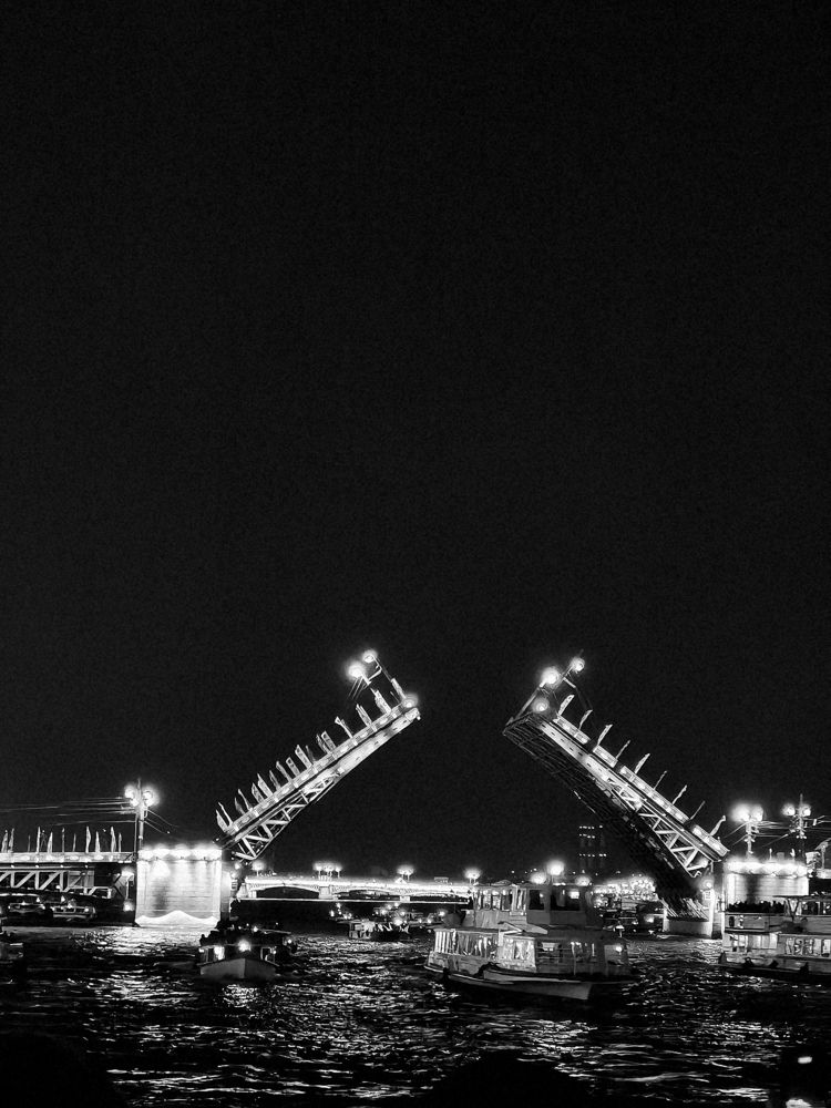 Развод мостов