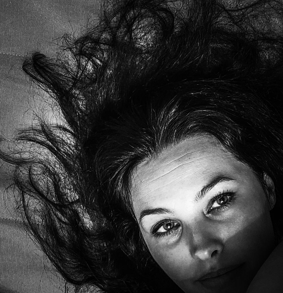 Чёрно-белый портрет