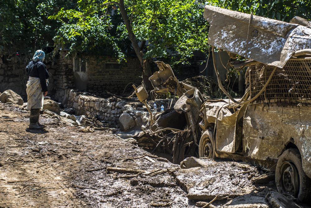 Photograph by DAMOUN POURNEMATI