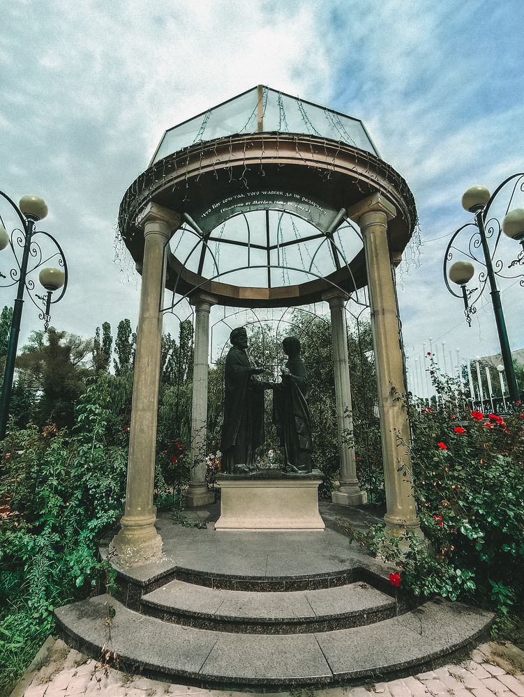 Фотография автора Юлия Гантимурова