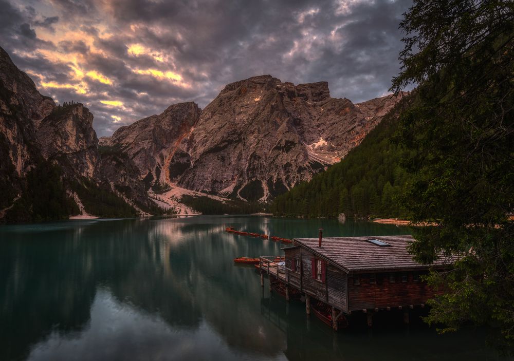 Photograph by Alain Veldin