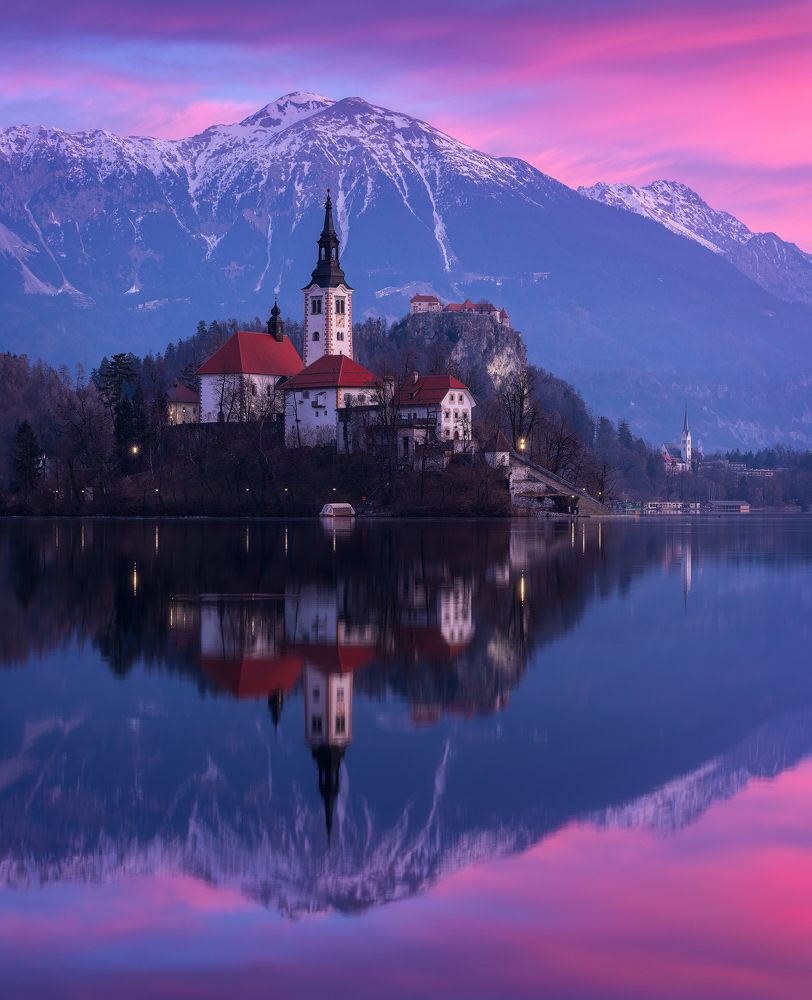 Photograph by Alain Veldin