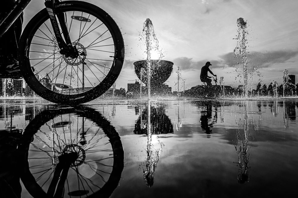 Ботанический сад Астаны на закате