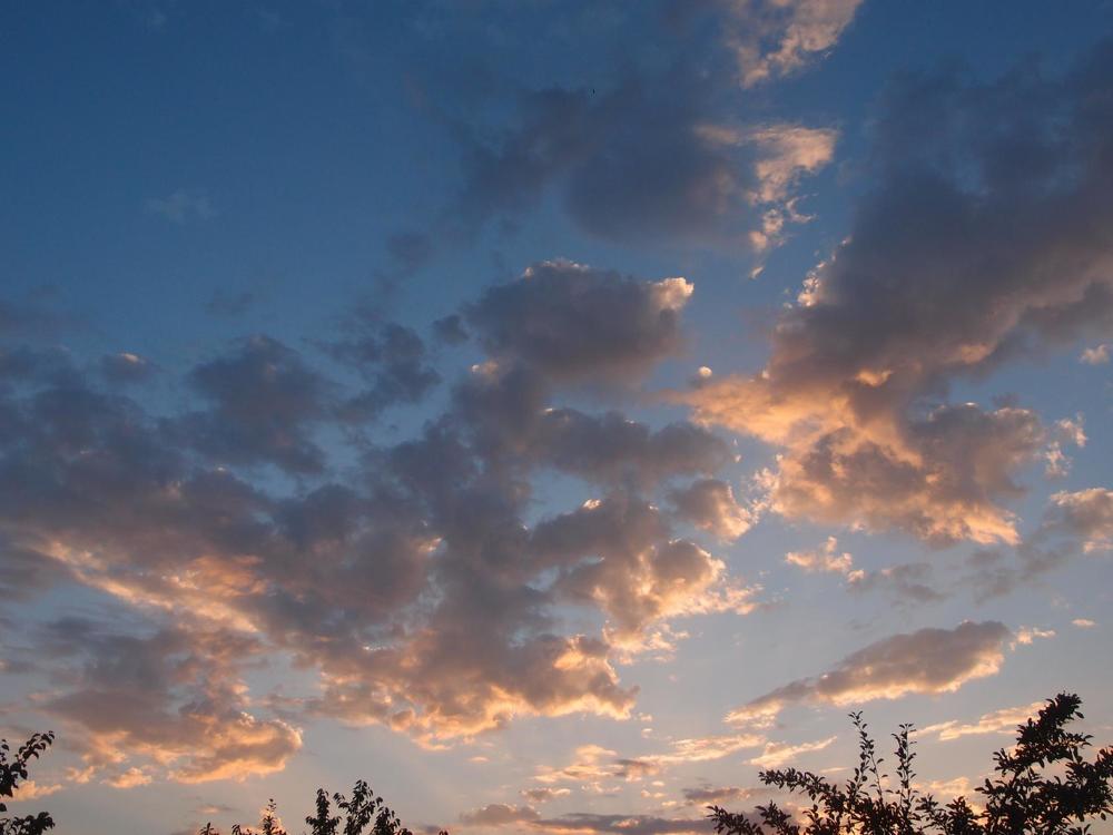 Крастные облока.