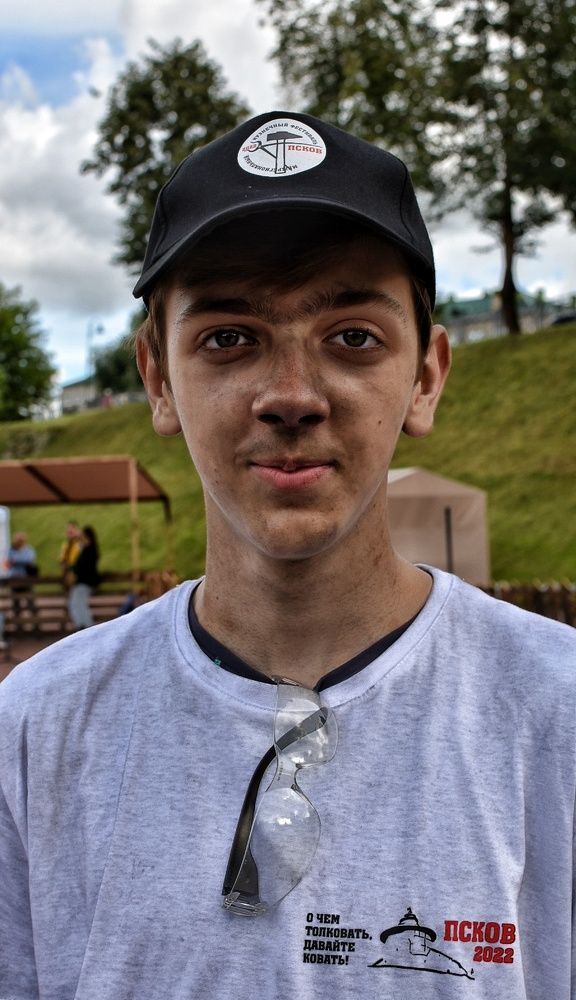 "КУЗНЕЧНЫХ ДЕЛ МАСТЕР"