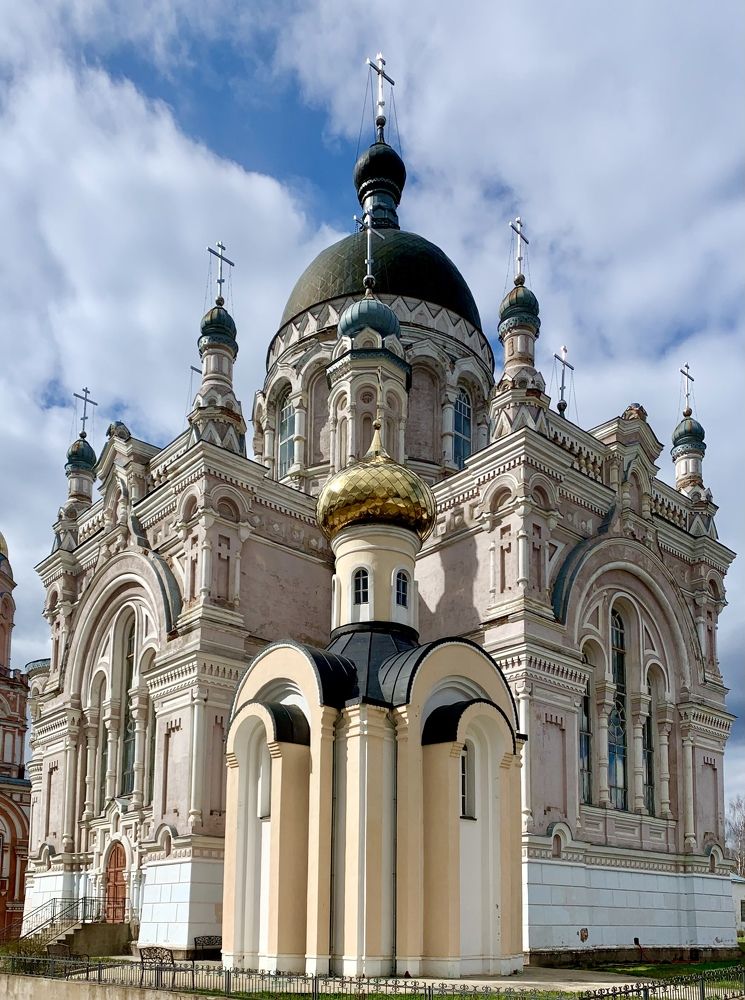 Собор Казанской иконы Божией Матери в Вышневолоцком Казанском монастыре