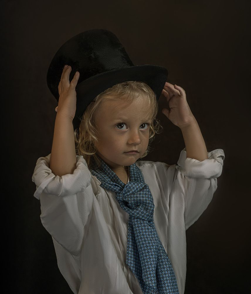 Photograph by LYUDMYLA POKRYSHEN