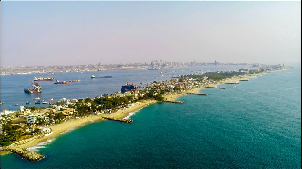 Photograph by Dante Teixeira
