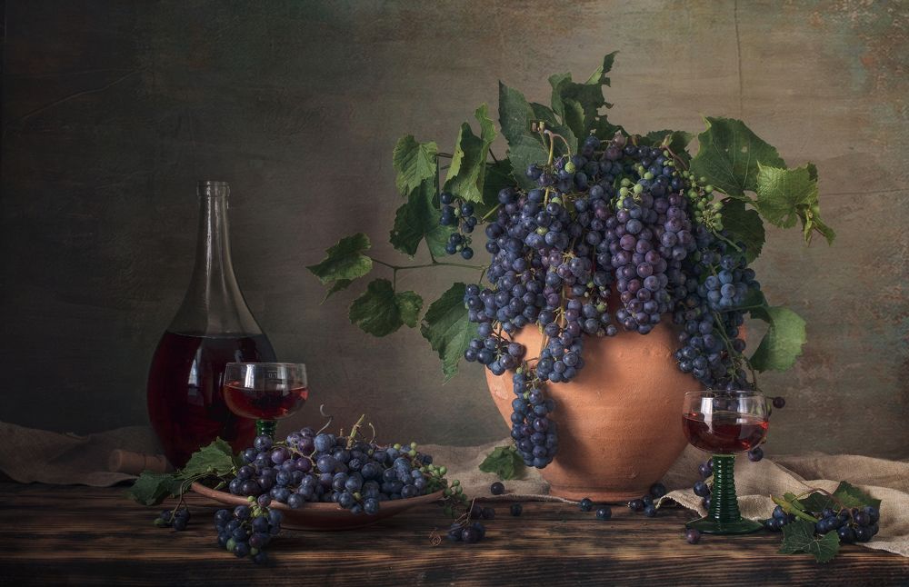 Still life with wild grapes