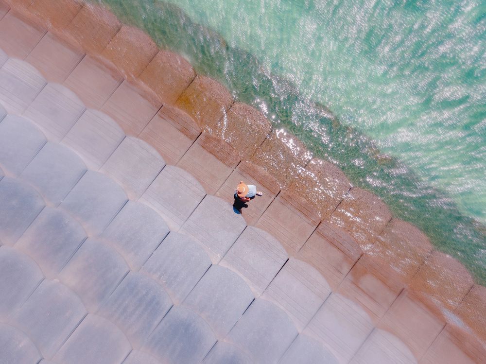 Photograph by Phùng Minh Long