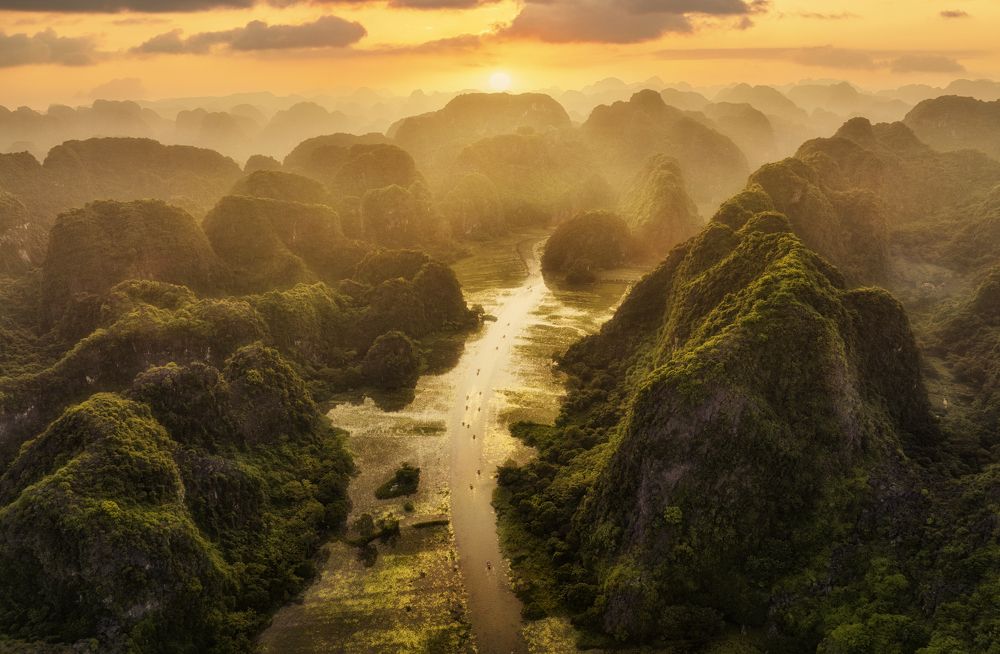 Photograph by Tran Khoa