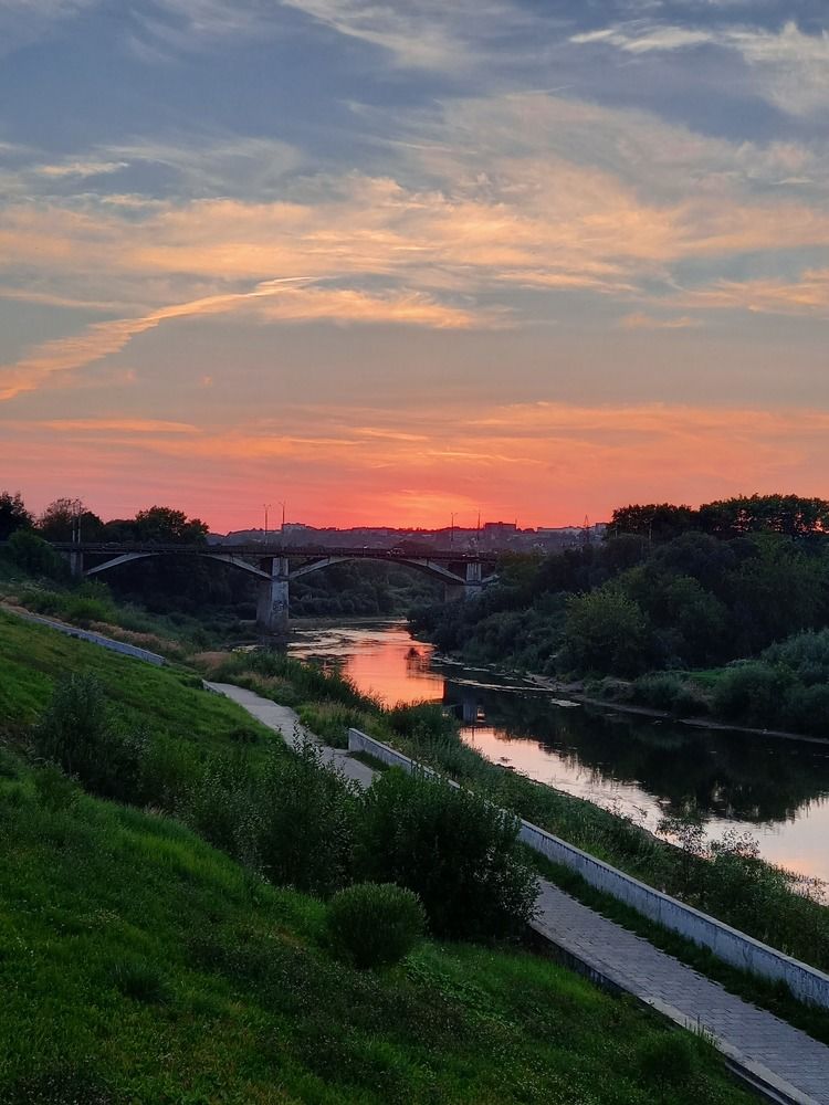 Закат над Днепром.