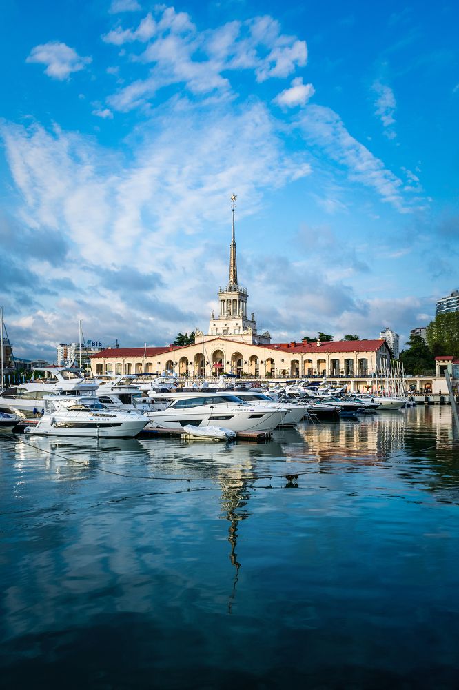 Фотография автора Андрей Жуков