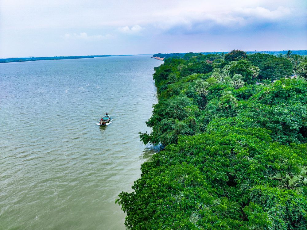 Lone rider in Island
