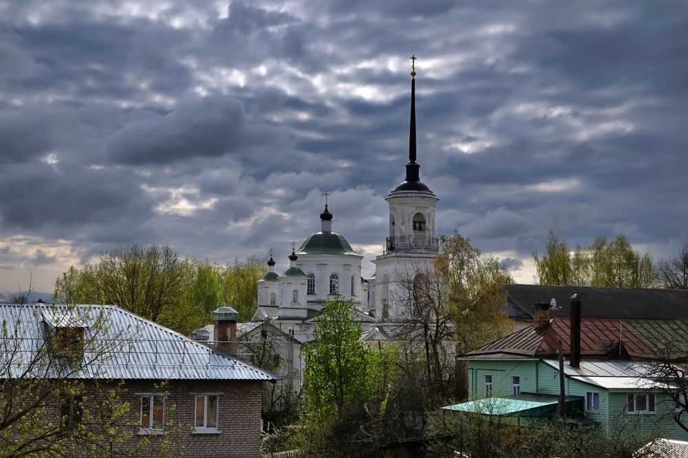 Тучи над городом