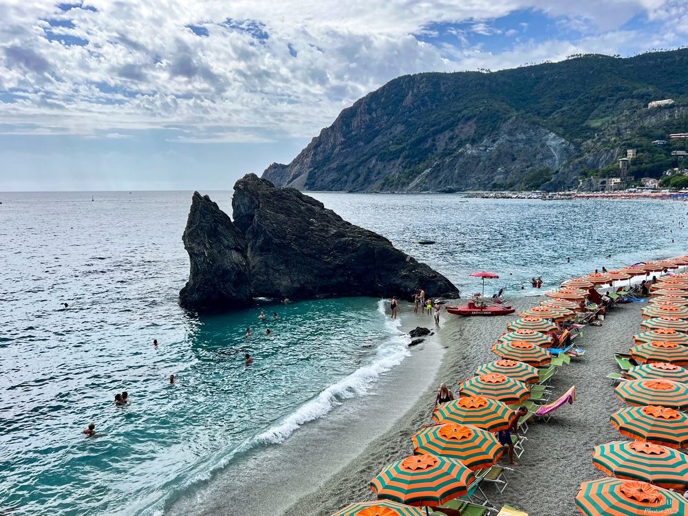 Photograph by Christine ECHEVET-ADAM de VILLIERS