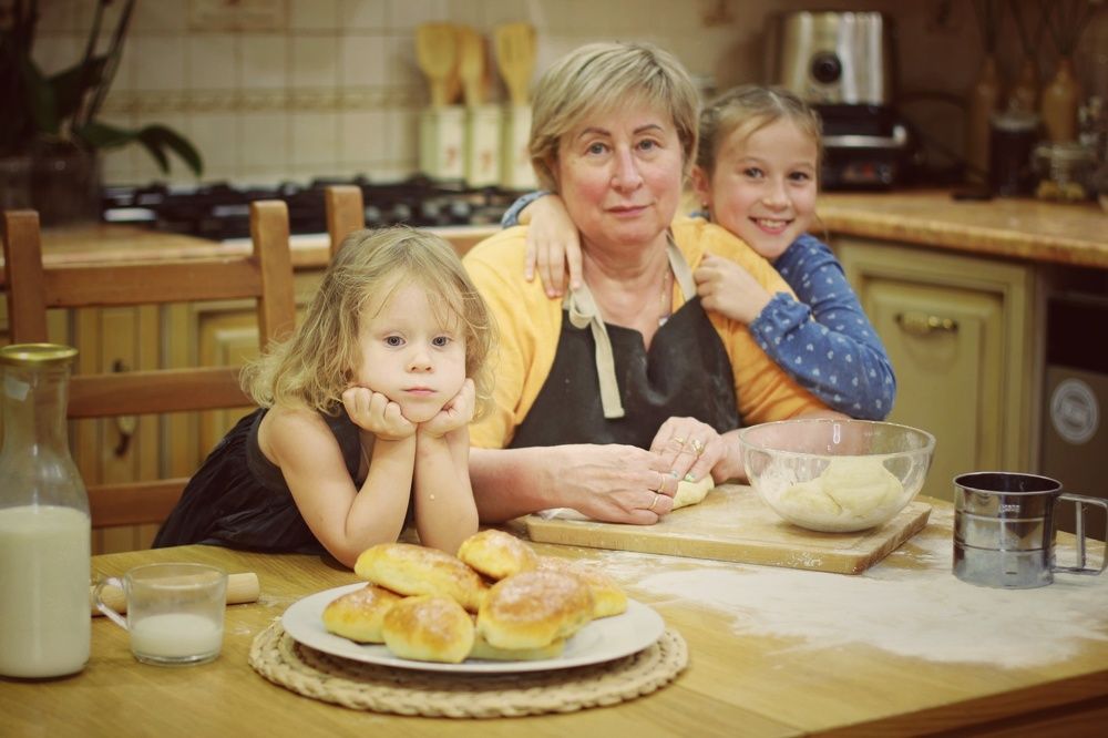 К бабушке  на пирожки