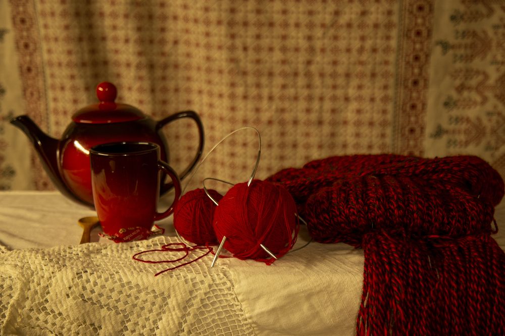 За чаем и вязанием