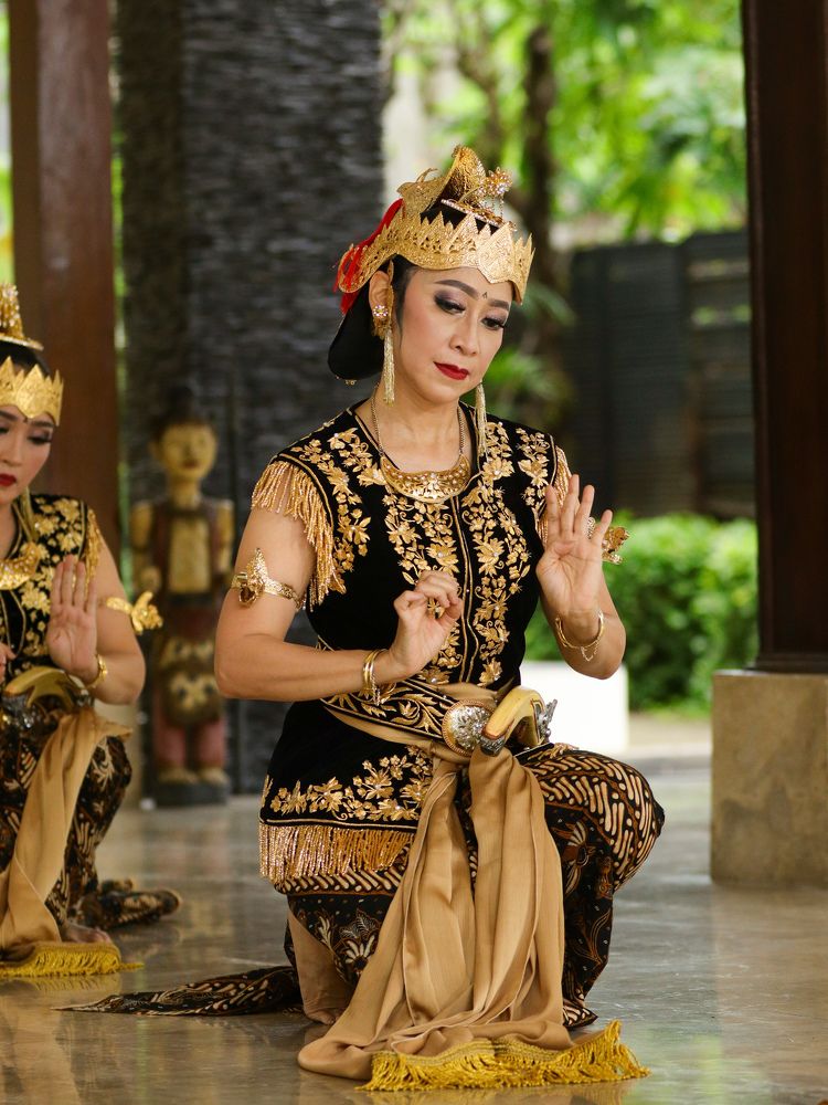 Photograph by Benny Momor