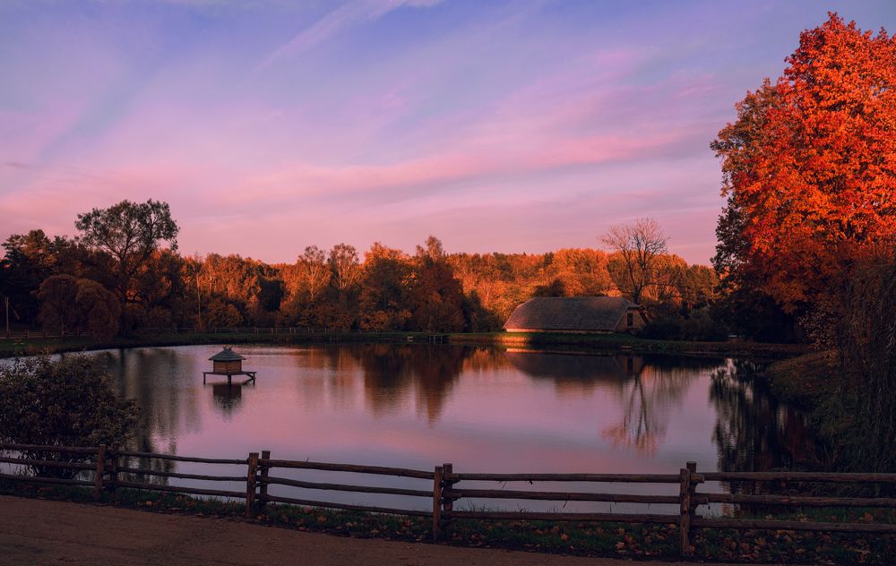 Photograph by Aleksandr Leonov