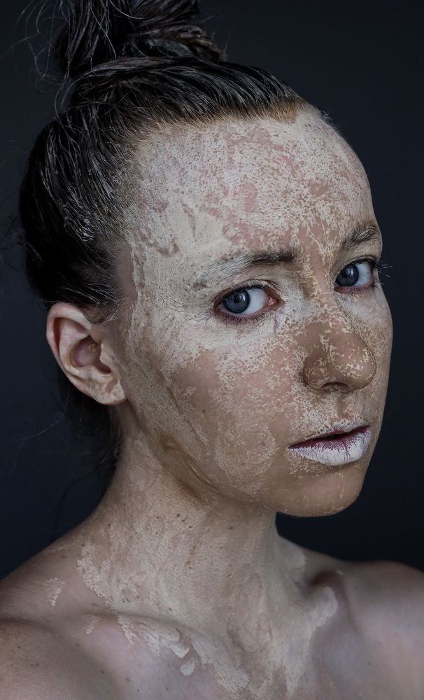 Без прикрас