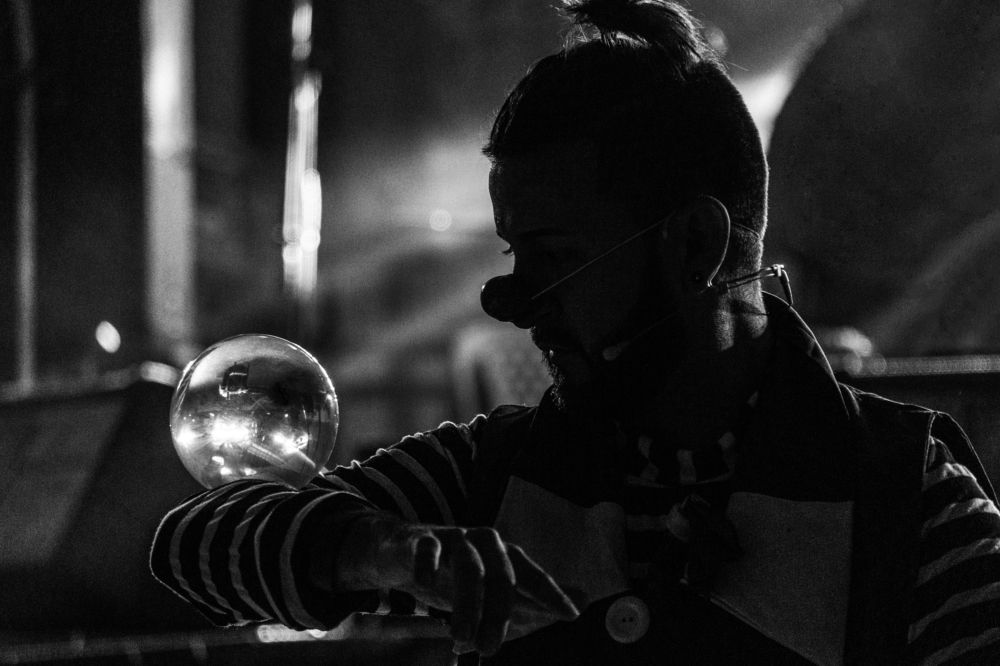 Show de malabares y magia