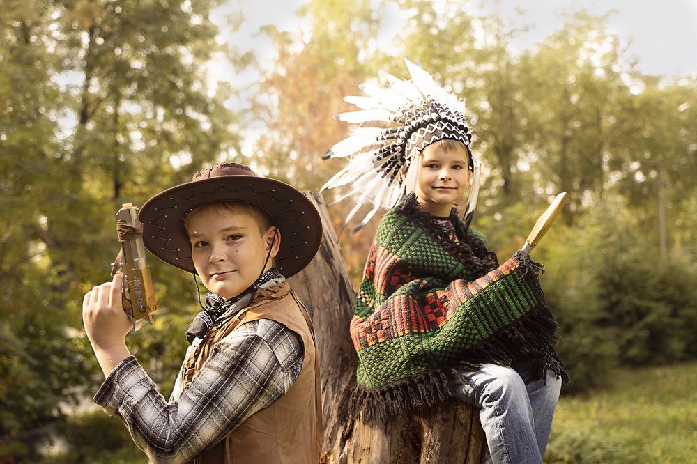 Ковбой и индеец