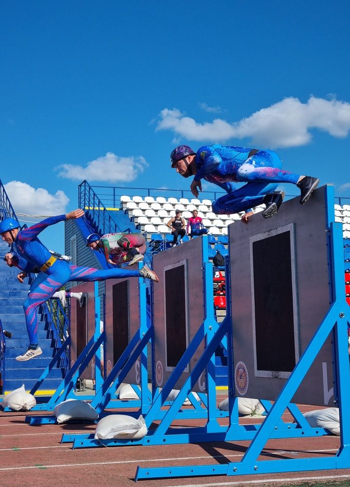 Огнеборцы соревнуются