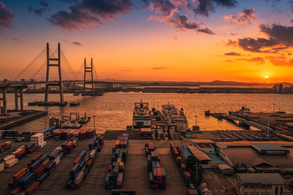 Nightscape of Pyeongtaek Port and Seohae Grand Bridge