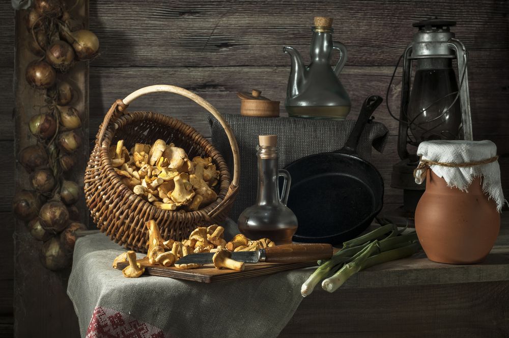 Натюрморт с грибами