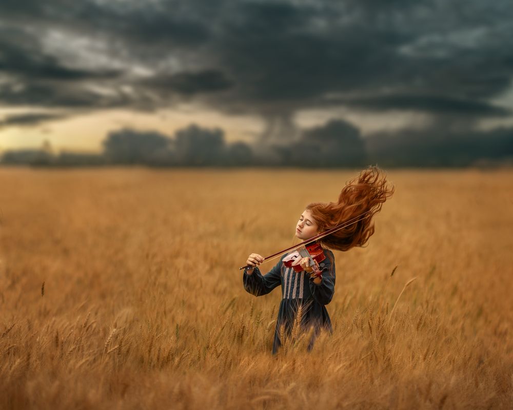 Photograph by Masha Parkhomenka