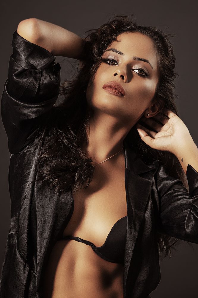 Photograph by Thisun Indeewara