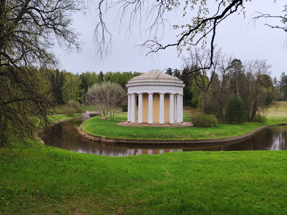 Фотография автора Илья Семенов