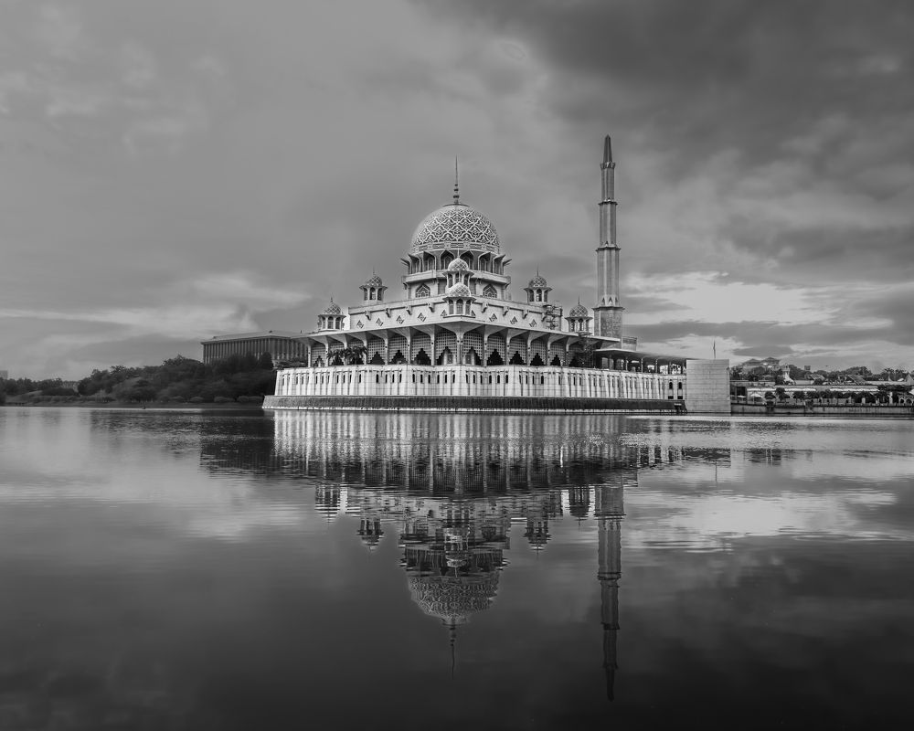 Putra Mosque, Putrajaya