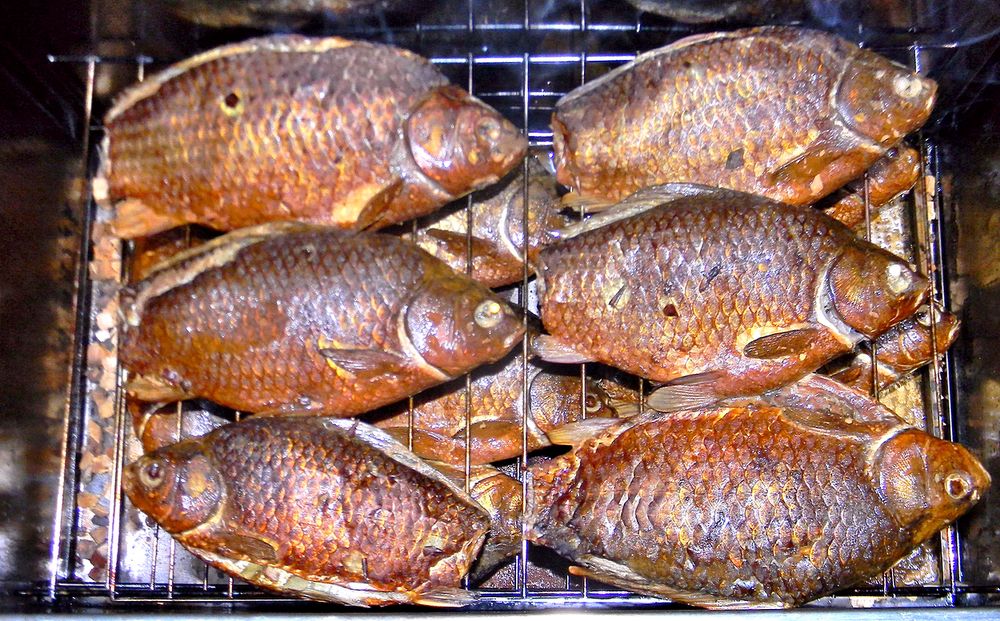 Копчёные караси